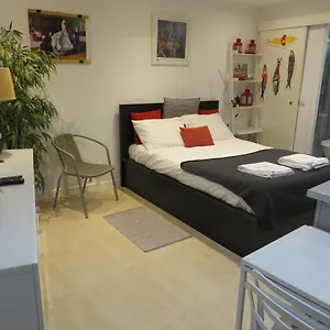 https://feels-like-home-casa-carol-mouraria.hotels-lisbon-portugal.com