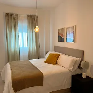 https://apt-amazing-city-center-optional-parking.es-andalucia.com