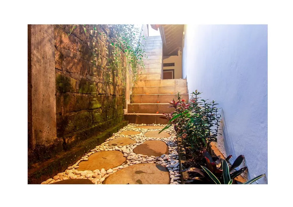 Apartamento Oes House Ubud