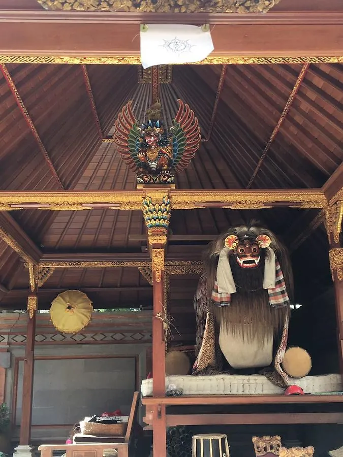 Homestay Oes House Apartment Ubud