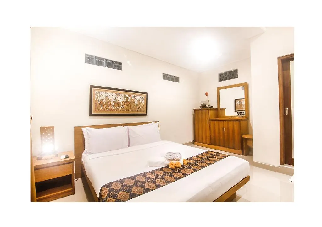 Oes House Apartment Ubud  Homestay